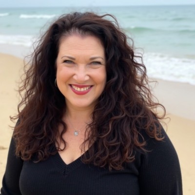 Lisa Clark Top Voice